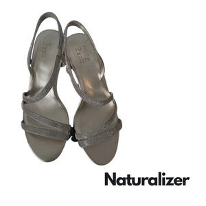 Naturalizer | Vanessa Dress  Sandal in Champagne | Size 9